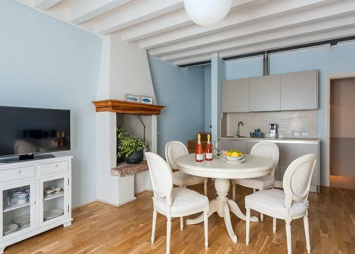 Apartament Rambaldi In Casa Nr 3 *